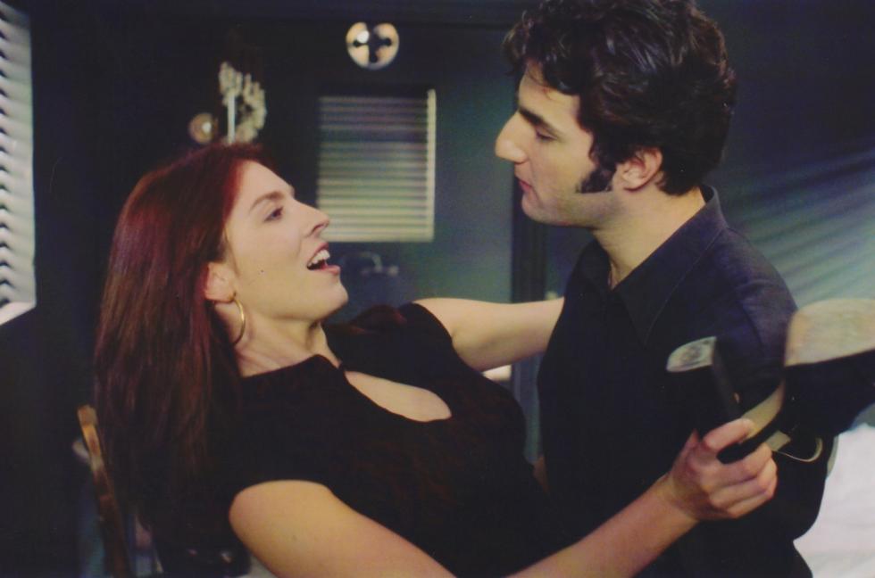 Αυτή η νύχτα μένει (2000)